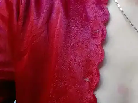 Snapshot of 69liamilk69 chatting on 01.26.25 69liamilk69 online show from 01.26.25