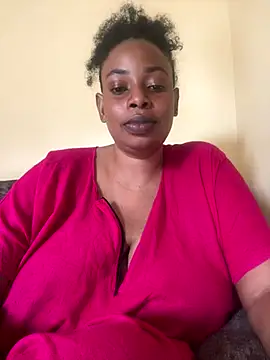 Snapshot of fat_creamy_pus chatting on 11.02.25 fat creamy pus online show from 11.02.25