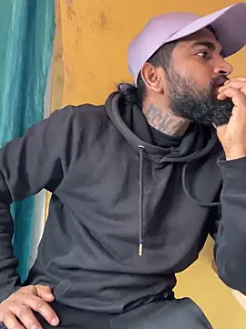 Snapshot of TiltedTen chatting on 03.13.25 TiltedTen online show from 03.13.25