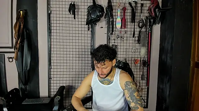 Twisted Fantasy online show from 03.13.26