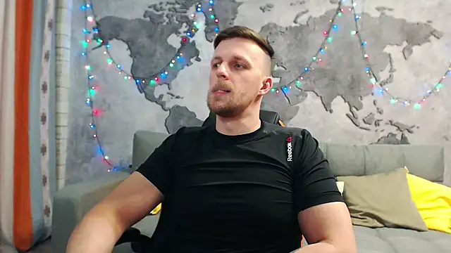 Snapshot of VikingChrisss chatting on 01.05.25 VikingChrisss online show from 01.05.25