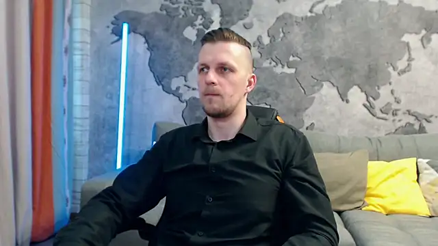 Snapshot of VikingChrisss chatting on 03.21.25 VikingChrisss online show from 03.21.25