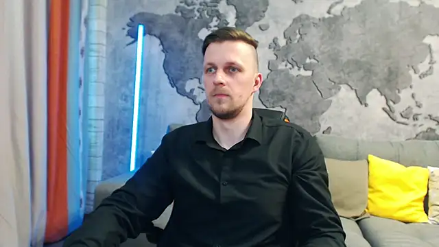 Snapshot of VikingChrisss chatting on 03.22.25 VikingChrisss online show from 03.22.25