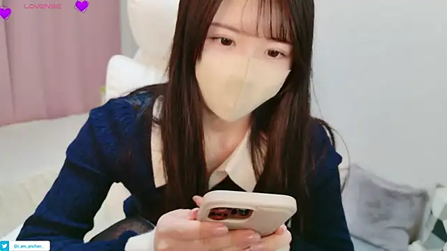 Snapshot of anchan_ chatting on 05.24.26 anchan online show from 05.24.26