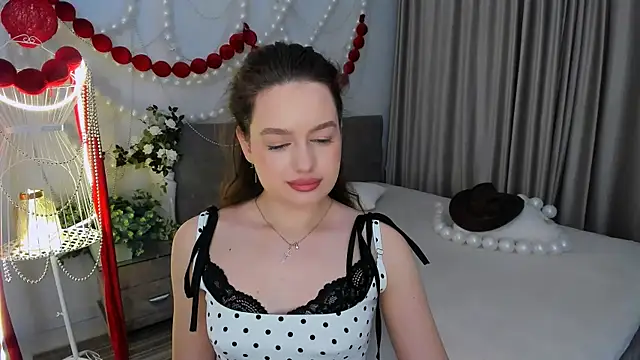 MiracleCurly online show from 03.22.26