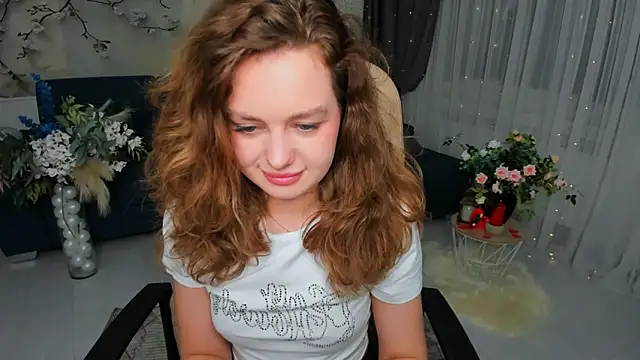 MiracleCurly online show from 04.15.26