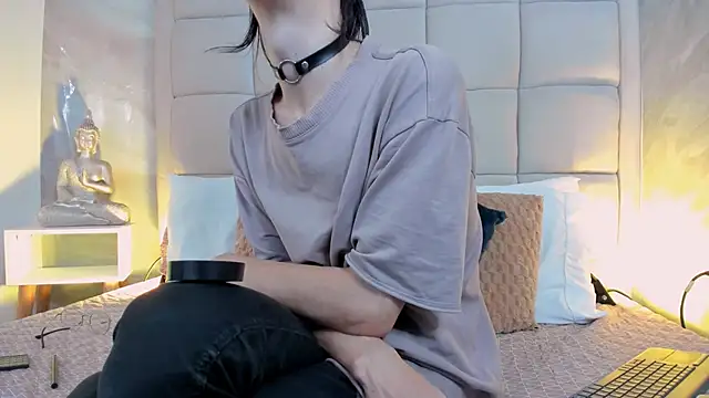 Hecatee 77 online show from 09.29.25