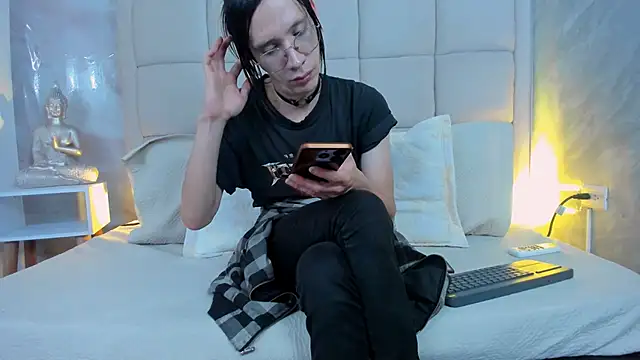 Hecatee 77 online show from 10.23.25