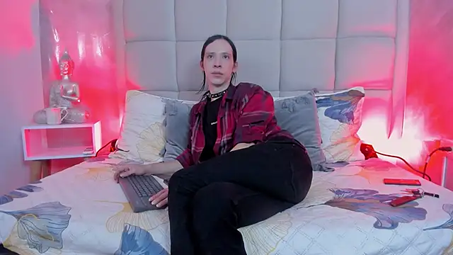 Hecatee 77 online show from 01.09.26