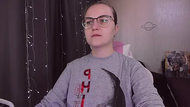 MissBrightShine online show from 09.30.25