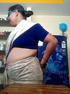 Snapshot of SANJU5888 chatting on 02.15.25 SANJU5888 online show from 02.15.25