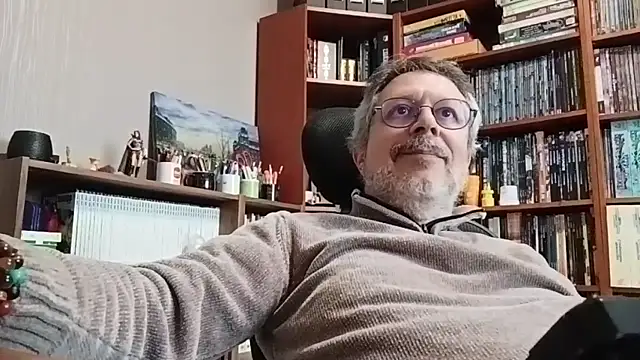 Snapshot of Mandra_is_a_whore chatting on 09.25.25 Mandra is a whore online show from 09.25.25