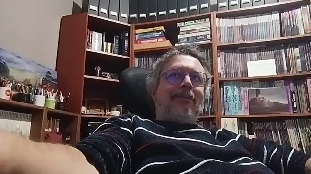 Snapshot of Mandra_is_a_whore chatting on 11.03.25 Mandra is a whore online show from 11.03.25