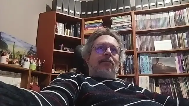 Snapshot of Mandra_is_a_whore chatting on 11.05.25 Mandra is a whore online show from 11.05.25