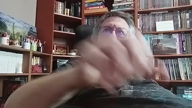 Snapshot of Mandra_is_a_whore chatting on 11.06.25 Mandra is a whore online show from 11.06.25