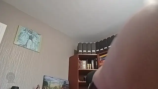 Snapshot of Mandra_is_a_whore chatting on 11.07.25 Mandra is a whore online show from 11.07.25