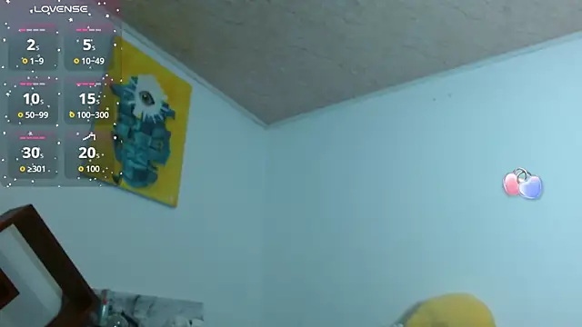 Snapshot of ZoeBakers_ chatting on 10.02.25 ZoeBakers online show from 10.02.25