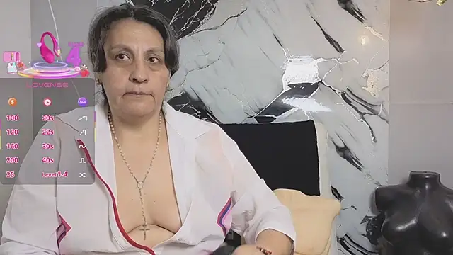 merlyna goldens online show from 10.07.25