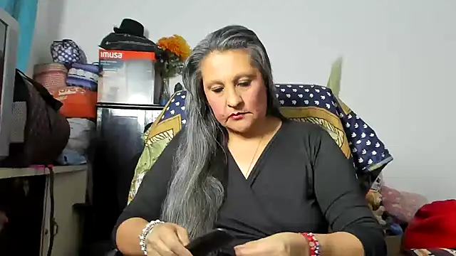 merlyna goldens online show from 05.16.26