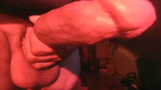 Snapshot of mr_key_ chatting on 09.28.25 mr key online show from 09.28.25