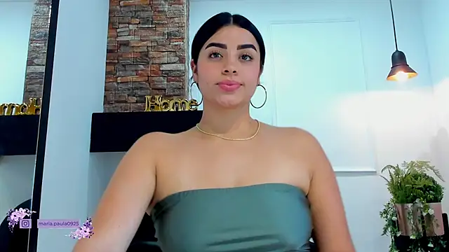 Paula Desousa online show from 01.06.25