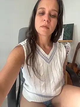 Snapshot of hotcookie28 chatting on 10.11.25 hotcookie28 online show from 10.11.25