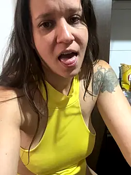 Snapshot of hotcookie28 chatting on 10.30.25 hotcookie28 online show from 10.30.25