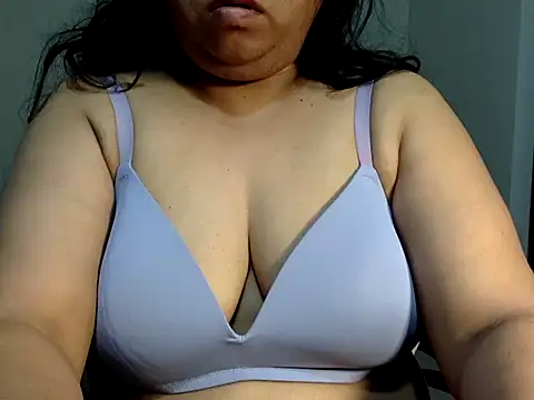 soniasharma0223 online show from 02.12.25