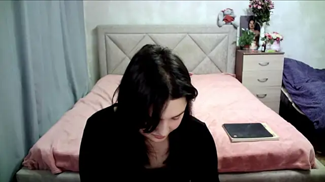 juliettkalen online show from 12.09.24