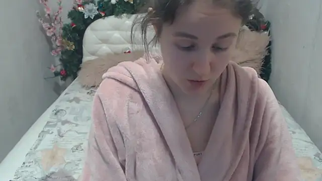 Snapshot of Holliy_Cooper chatting on 01.16.25 Holliy Cooper online show from 01.16.25