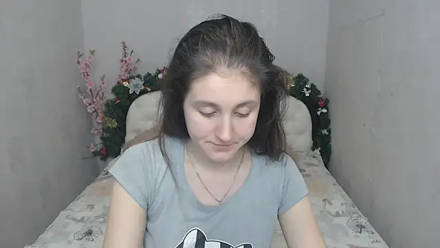 Snapshot of Holliy_Cooper chatting on 01.21.25 Holliy Cooper online show from 01.21.25