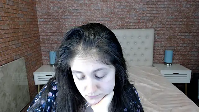 Snapshot of Holliy_Cooper chatting on 01.30.25 Holliy Cooper online show from 01.30.25