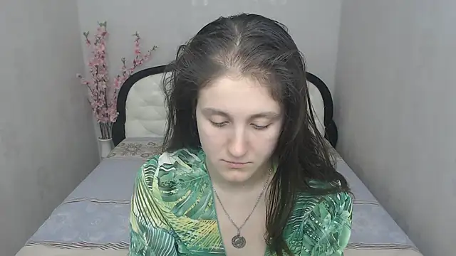 Snapshot of Holliy_Cooper chatting on 03.13.25 Holliy Cooper online show from 03.13.25