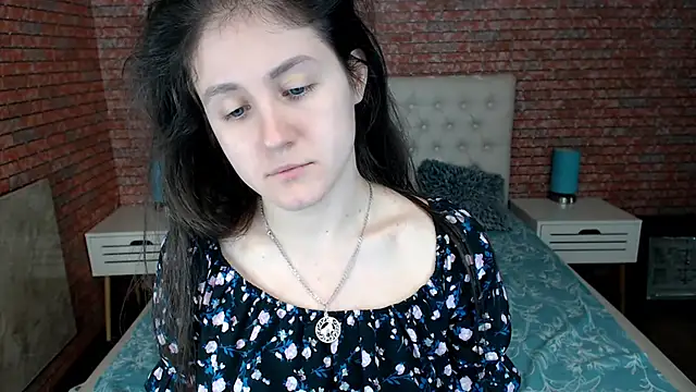 Snapshot of Holliy_Cooper chatting on 03.21.25 Holliy Cooper online show from 03.21.25