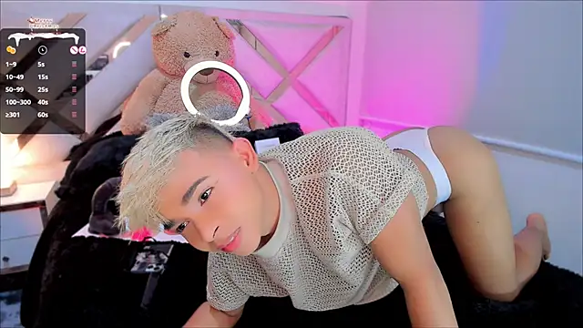 Austin connor  online show from 01.06.25