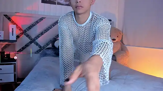 Austin connor  online show from 09.13.25