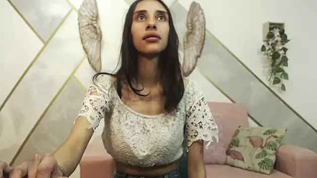 Snapshot of RoxanaCyrano_ chatting on 10.10.25 RoxanaCyrano online show from 10.10.25