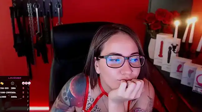 Snapshot of _Jane_Warren_ chatting on 01.12.25 Jane Warren online show from 01.12.25