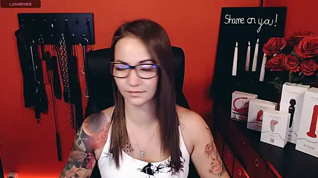 Snapshot of _Jane_Warren_ chatting on 10.03.25 Jane Warren online show from 10.03.25