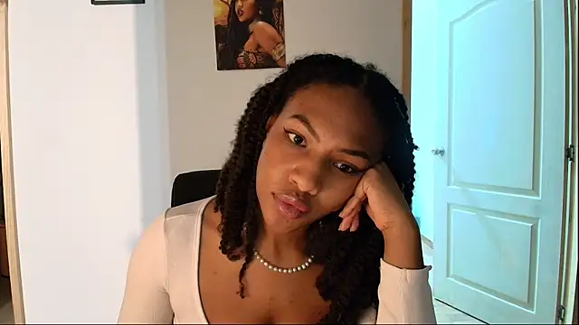 im alivys  online show from 06.20.26