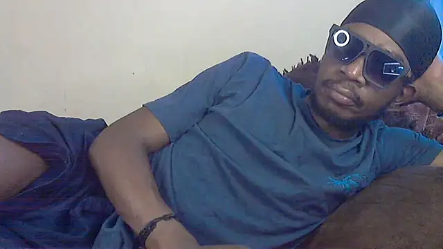 Snapshot of BIGDICKMULLAH chatting on 09.19.25 BIGDICKMULLAH online show from 09.19.25