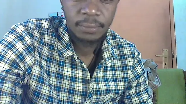 Snapshot of BIGDICKMULLAH chatting on 10.11.25 BIGDICKMULLAH online show from 10.11.25