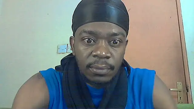 Snapshot of BIGDICKMULLAH chatting on 10.13.25 BIGDICKMULLAH online show from 10.13.25