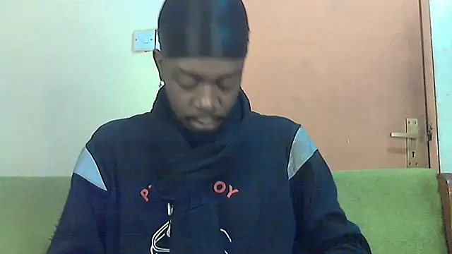 Snapshot of BIGDICKMULLAH chatting on 10.14.25 BIGDICKMULLAH online show from 10.14.25