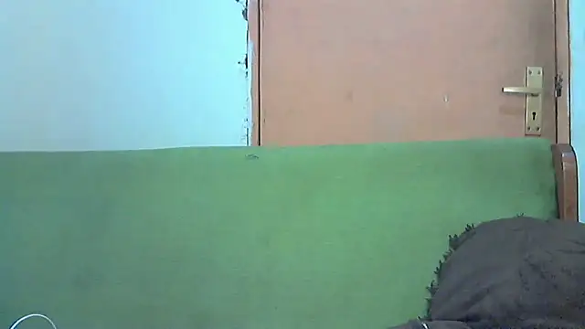 Snapshot of BIGDICKMULLAH chatting on 10.17.25 BIGDICKMULLAH online show from 10.17.25