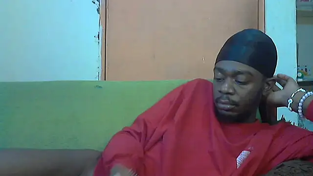 Snapshot of BIGDICKMULLAH chatting on 10.18.25 BIGDICKMULLAH online show from 10.18.25