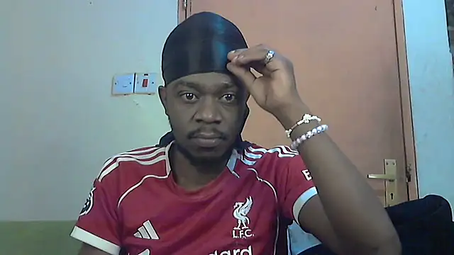 Snapshot of BIGDICKMULLAH chatting on 10.20.25 BIGDICKMULLAH online show from 10.20.25