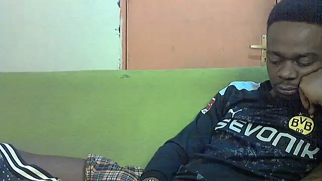 Snapshot of BIGDICKMULLAH chatting on 11.02.25 BIGDICKMULLAH online show from 11.02.25