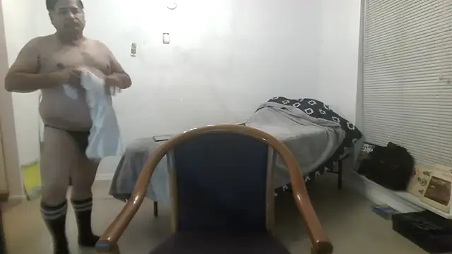 Peachestabby147 online show from 02.19.26