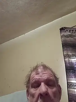 Snapshot of cmagic9 chatting on 11.06.25 cmagic9 online show from 11.06.25